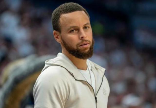 库里复出难救勇士 29分绝杀偏出致败局 球队权衡